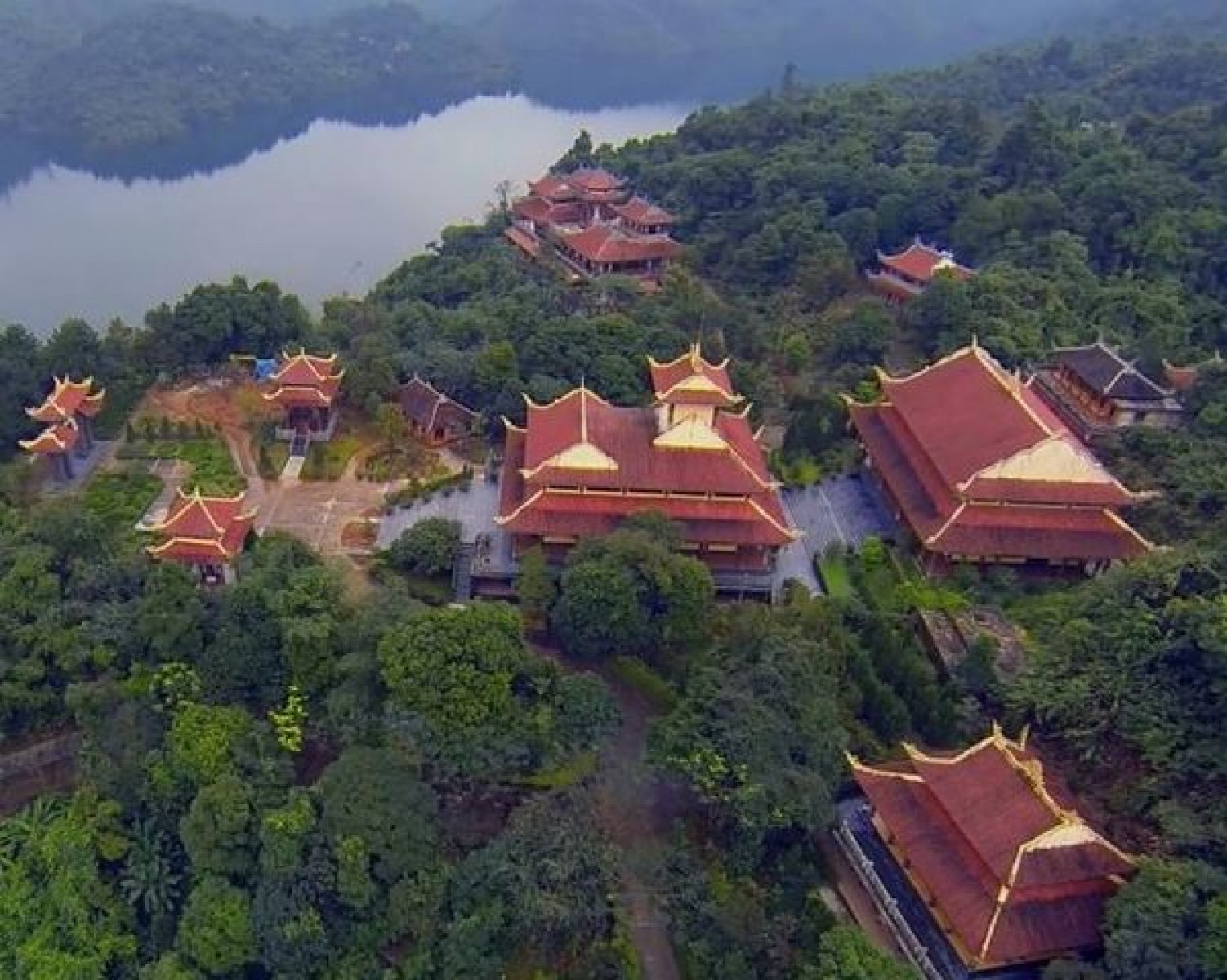 Thiền viện Trúc Lâm Huế - Chốn an yên sau những tháng ngày mỏi mệt 