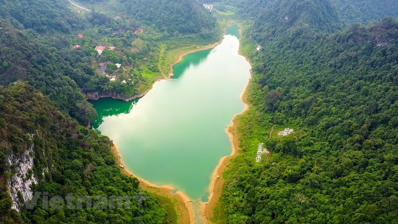 Hồ Thang Hen - Lạc vào thiên đàng nơi hạ giới tại Cao Bằng