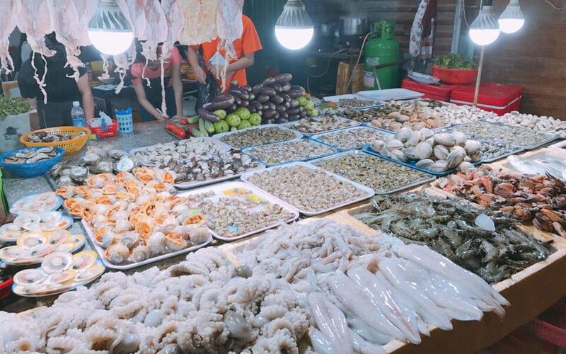 Chợ Bến Đình Vũng Tàu - Thiên đường hải sản nổi tiếng ở thành phố biển